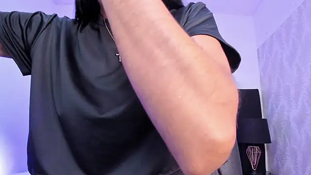 kaylaadams7 online show from 11/28/25, 11:32