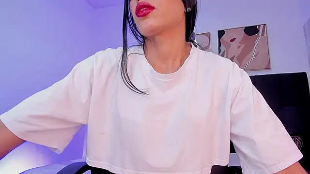 kaylaadams7 online show from 10/25/25, 11:42