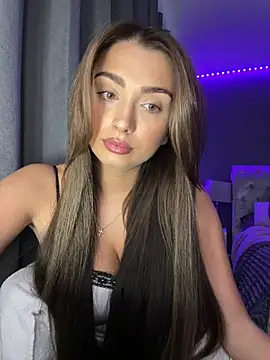 ellariverss online show from 06/12/26, 03:59
