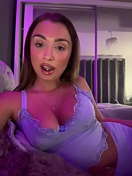 ellariverss online show from 08/05/26, 02:38