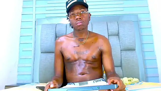 Black Fire10 online show from 09/29/25, 07:52