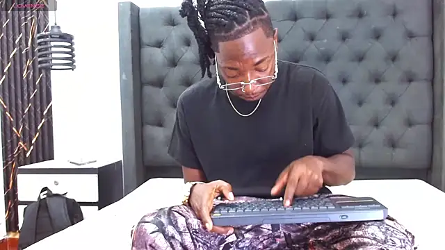 Black Fire10 online show from 10/07/25, 06:31