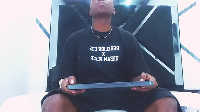 Black Fire10 online show from 09/25/25, 05:08