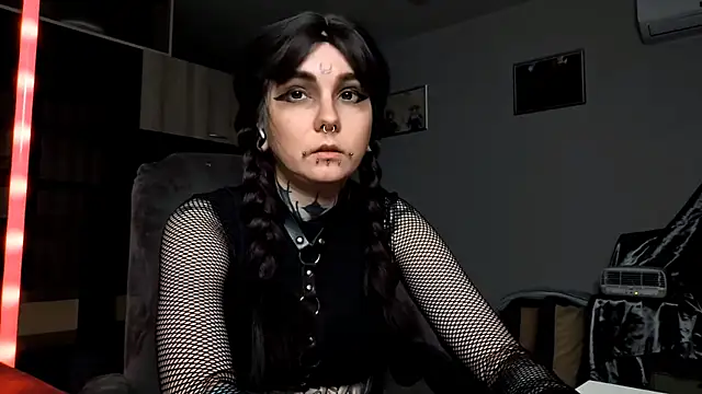 HighelikeGirl online show from 10/13/25, 12:18