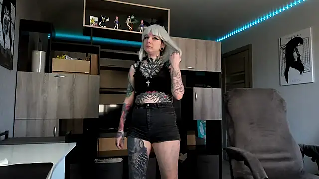 HighelikeGirl online show from 04/12/26, 12:52