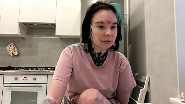 HighelikeGirl online show from 02/04/26, 04:51