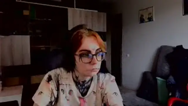 HighelikeGirl online show from 09/17/25, 12:18