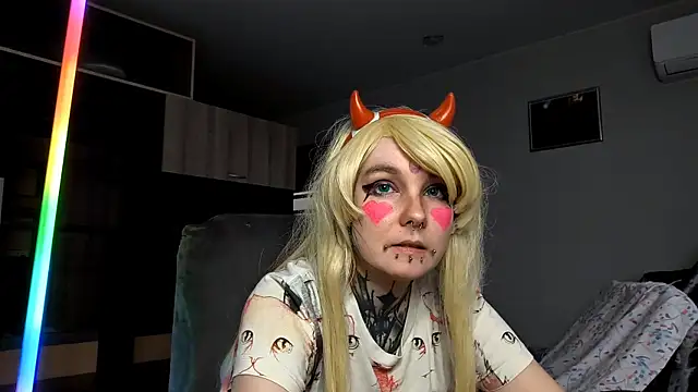 HighelikeGirl online show from 10/11/25, 01:12