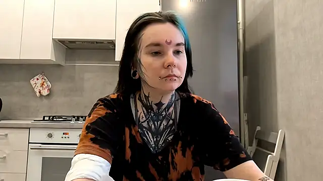 HighelikeGirl online show from 02/11/26, 06:35