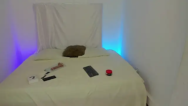 KingStark  online show from 09/30/25, 11:27