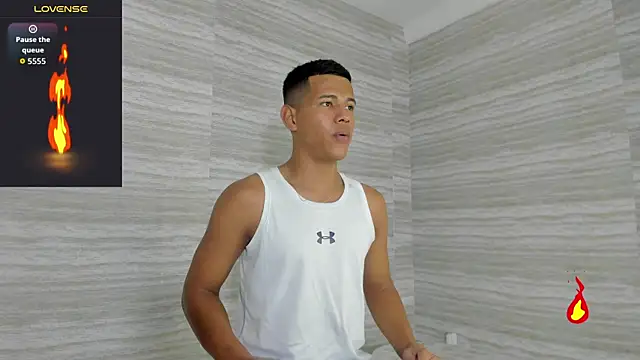 Snapshot of KingStark_ chatting on 01/15/26, 02:37 KingStark online show from 01/15/26, 02:37