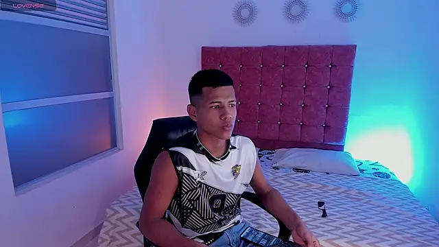 KingStark  online show from 09/20/25, 12:21