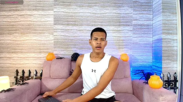 KingStark  online show from 10/16/25, 12:02