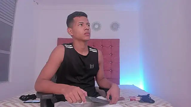 KingStark  online show from 10/08/25, 11:34