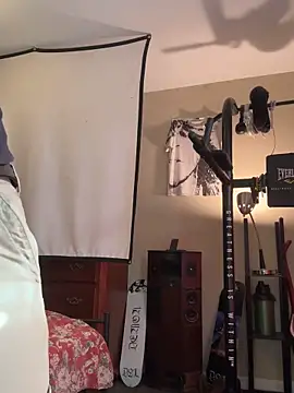 KeYBuMp323 online show from 11/23/25, 04:06