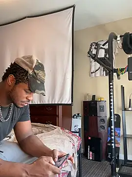 KeYBuMp323 online show from 03/17/26, 04:32