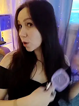  San Sara  online show from 12/17/25, 07:24