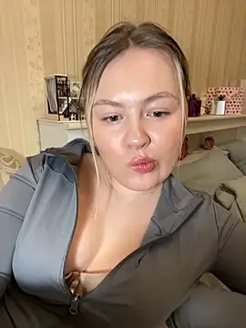 SunshineEmma online show from 02/10/26, 01:48