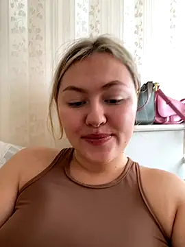 SunshineEmma online show from 09/15/25, 01:00