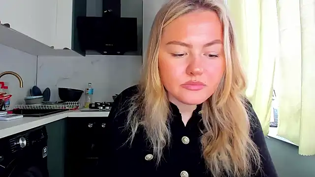 SunshineEmma online show from 10/06/25, 01:01