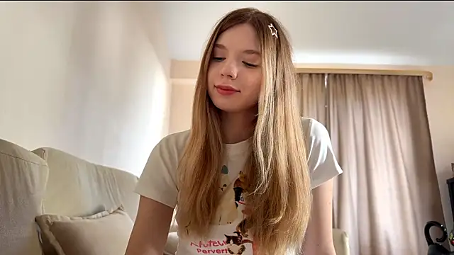 FruityXo online show from 11/01/25, 11:48