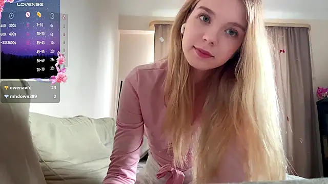 FruityXo online show from 04/04/26, 11:39