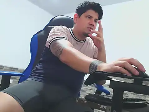 mister cum1999 online show from 05/13/26, 02:40