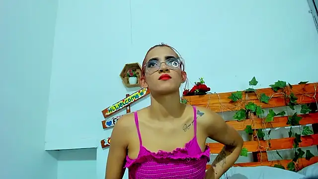 cris dulce online show from 01/13/26, 02:48