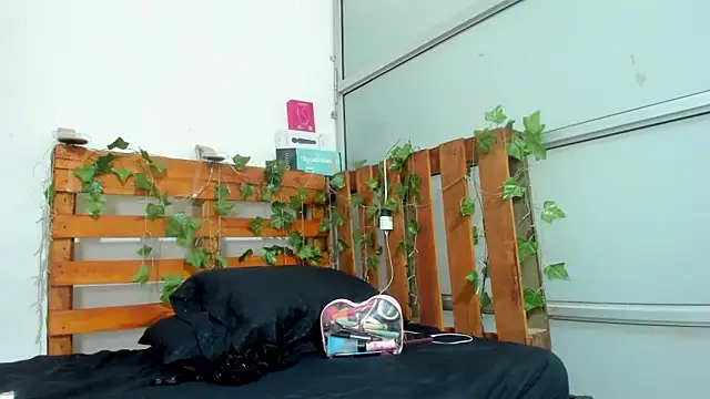 Snapshot of cris_dulce chatting on 04/10/26, 06:59 cris dulce online show from 04/10/26, 06:59