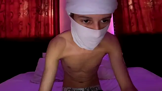 holydirt luxeno1 online show from 10/16/25, 12:02