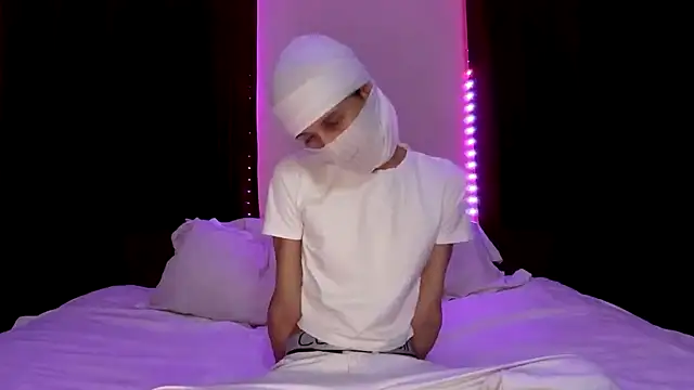 holydirt luxeno1 online show from 09/12/25, 07:24