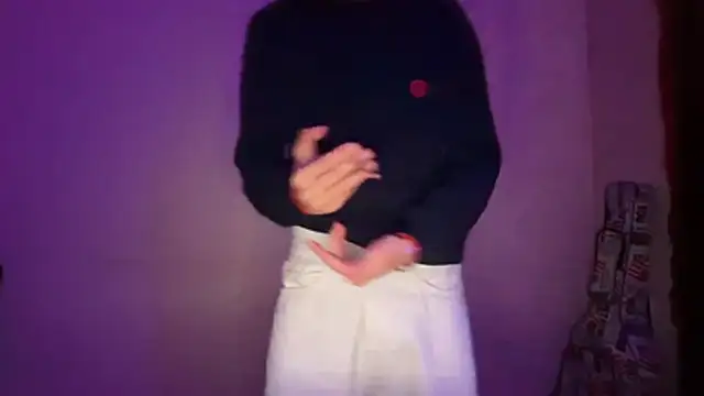 Snapshot of holydirt_luxeno1 chatting on 02/10/26, 01:21 holydirt luxeno1 online show from 02/10/26, 01:21