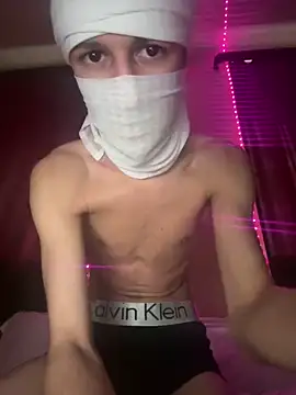 Snapshot of holydirt_luxeno1 chatting on 01/14/26, 11:58 holydirt luxeno1 online show from 01/14/26, 11:58