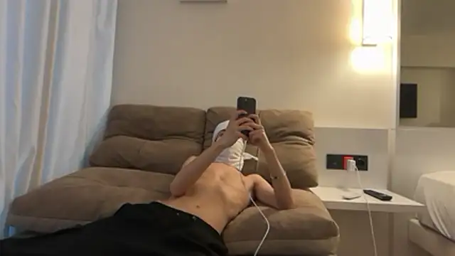 holydirt luxeno1 online show from 03/23/26, 02:28