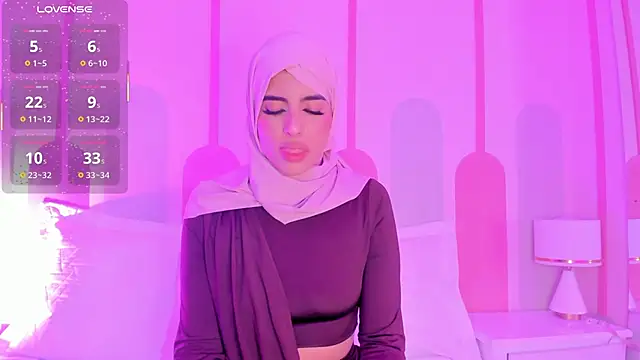 Jasmin hamdan online show from 04/29/26, 07:53