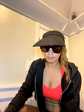 Lilamelon online show from 09/29/25, 01:45