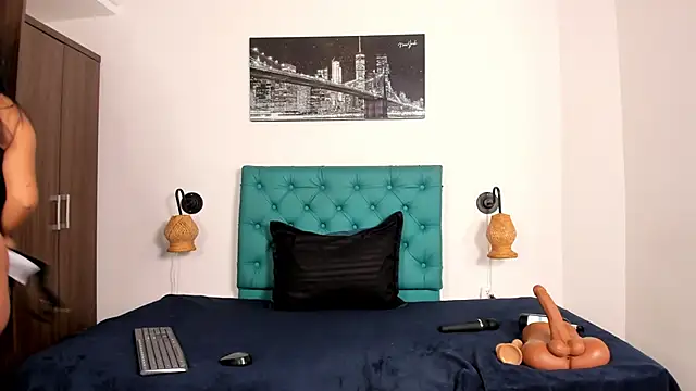 juliana 13 online show from 09/16/25, 06:42