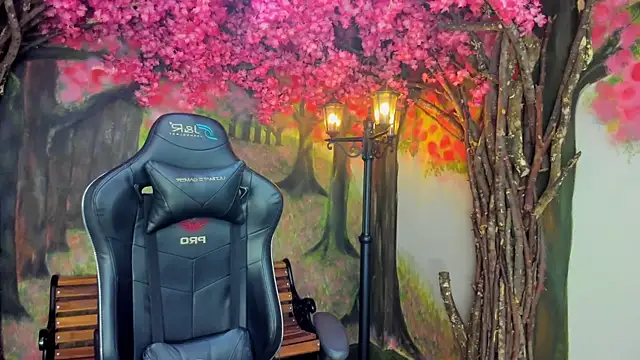 VenusBlazer online show from 11/27/25, 11:21