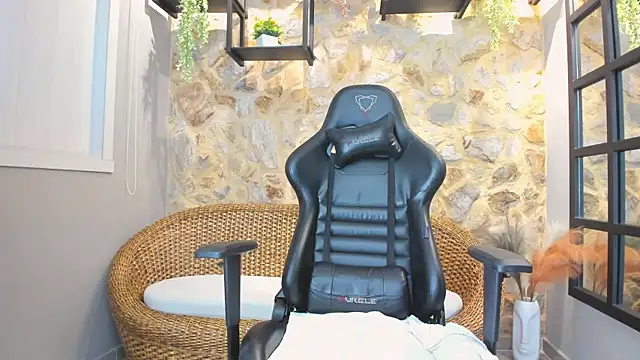 VenusBlazer online show from 10/24/25, 11:31