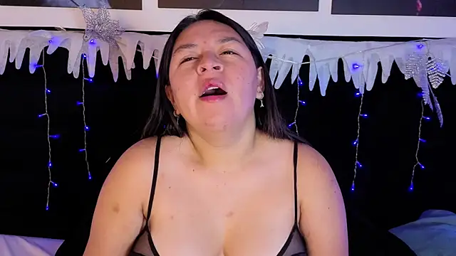 BellaRoux1 online show from 12/20/25, 12:08