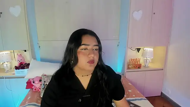 LilyWhitney online show from 10/22/25, 03:50