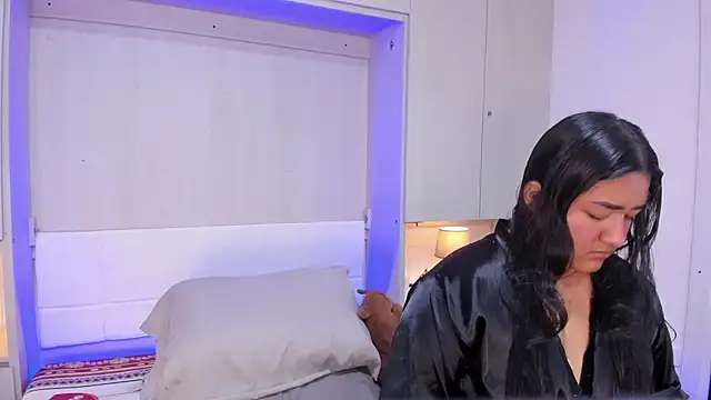 LilyWhitney online show from 11/20/25, 04:35