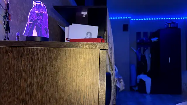 LauretteRagar online show from 09/11/25, 05:46