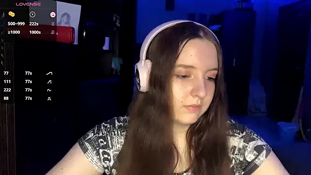 LauretteRagar online show from 09/10/25, 04:17