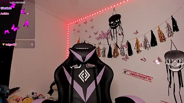 tiffany sofia 1 online show from 10/30/25, 09:22