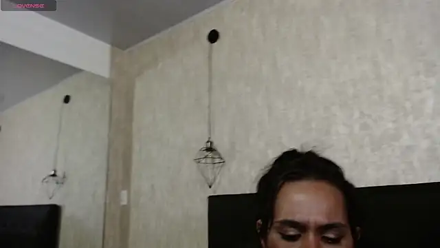 Snapshot of Vanessa_7_ chatting on 09/27/25, 10:27 Vanessa 7 online show from 09/27/25, 10:27