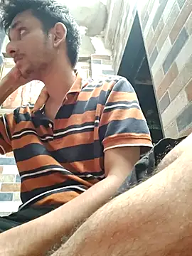 yung cplz online show from 11/25/25, 02:17