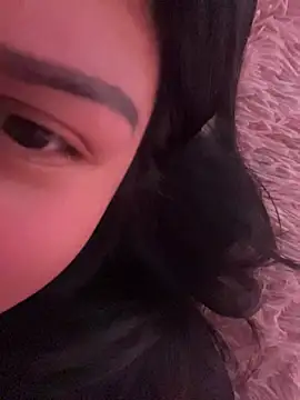 Snapshot of Regina_Escobar chatting on 10/25/25, 09:04 Regina Escobar online show from 10/25/25, 09:04