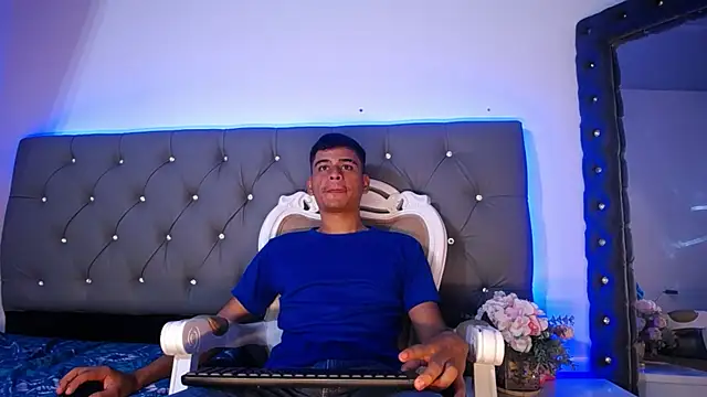 Charlie Cock  online show from 10/29/25, 04:33