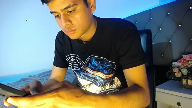 Charlie Cock  online show from 11/21/25, 04:00